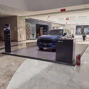 65地台斜坡型材理想汽车展台4s店玻璃铝合金商场巡展新能源艺术